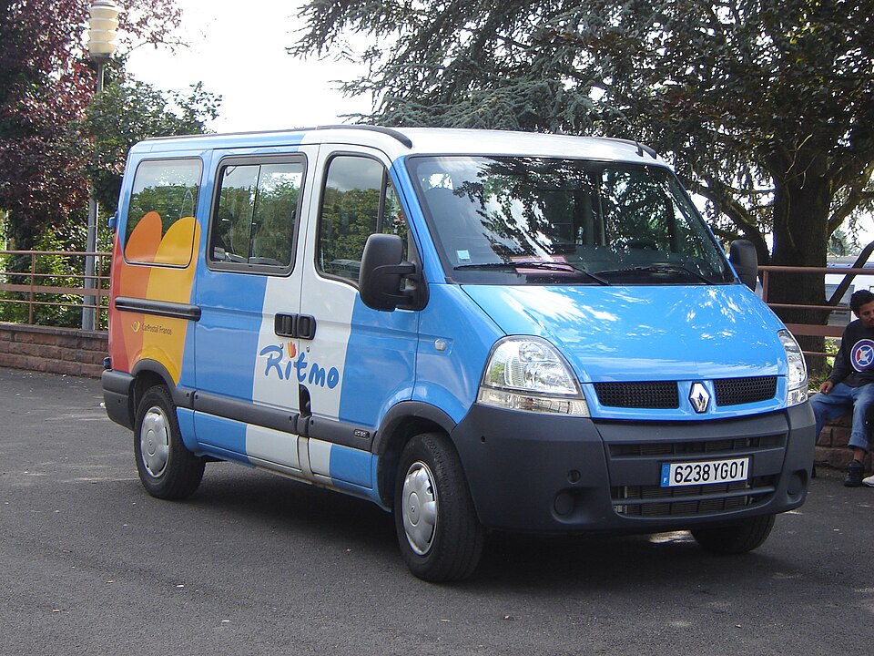 Renault Master 2.5 dCi Escolar 115cv 16/19L Dies