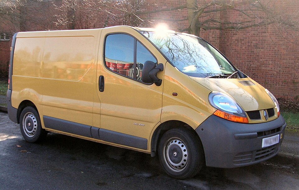 Renault Trafic Furgão 2.0 98cv