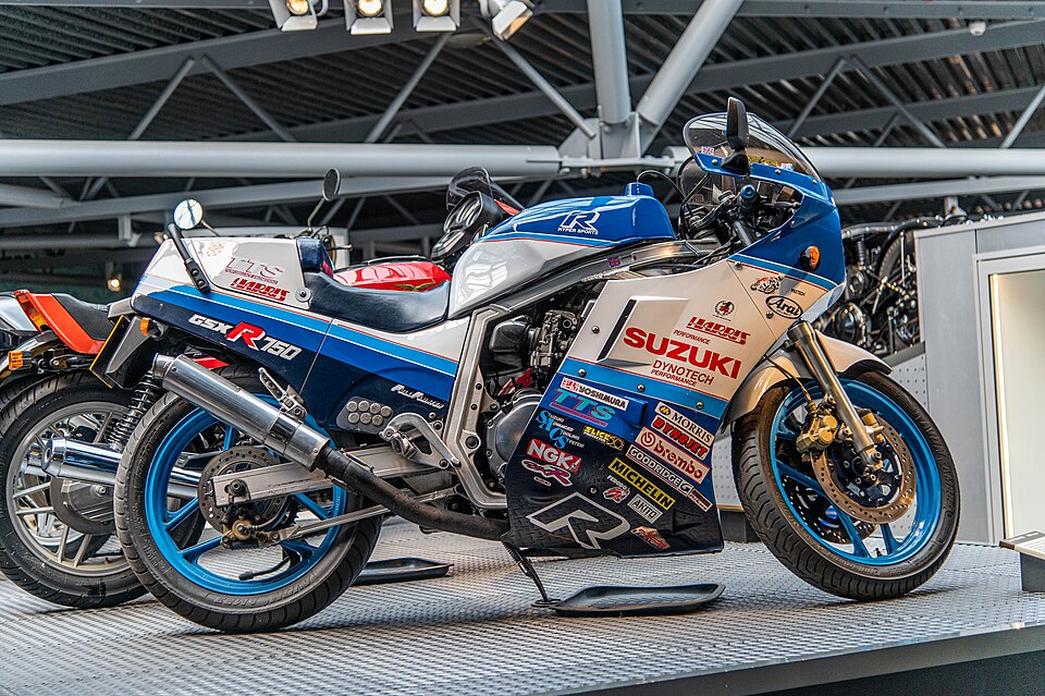 SUZUKI GSX 1300-R HAYABUSA
