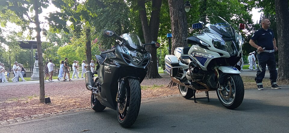 SUZUKI GSX 750 F