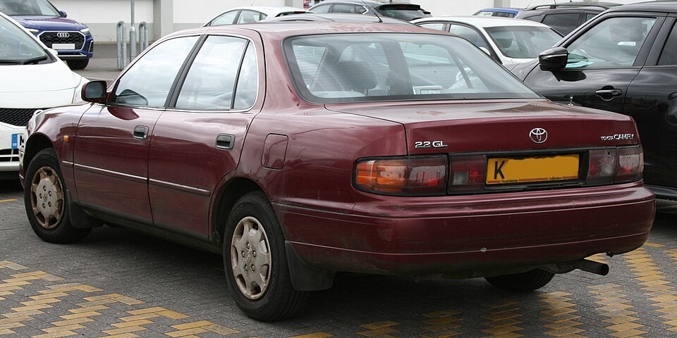 Toyota Camry XLE 3.0 24V 186cv