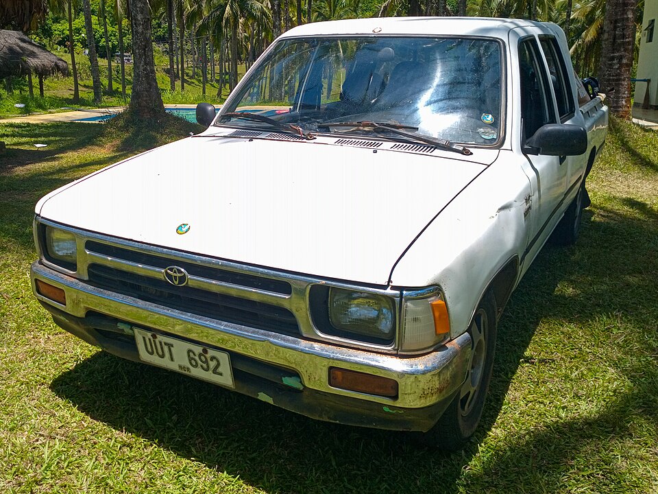 Toyota Hilux 4x2 2.4 Diesel