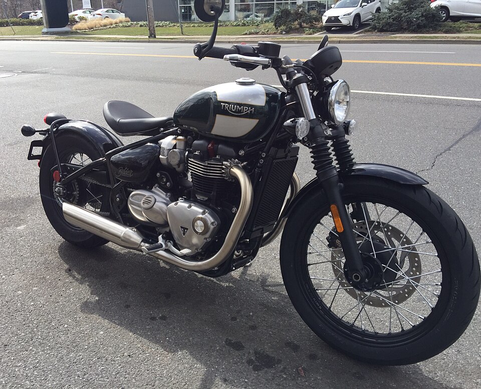 TRIUMPH BONNEVILLE BOBBER ICON EDITION 1200cc