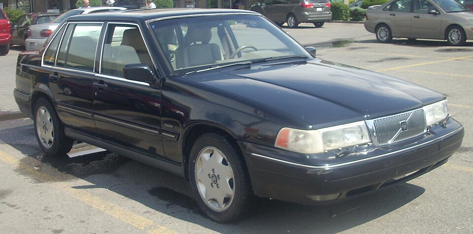 Volvo 960 Sedan