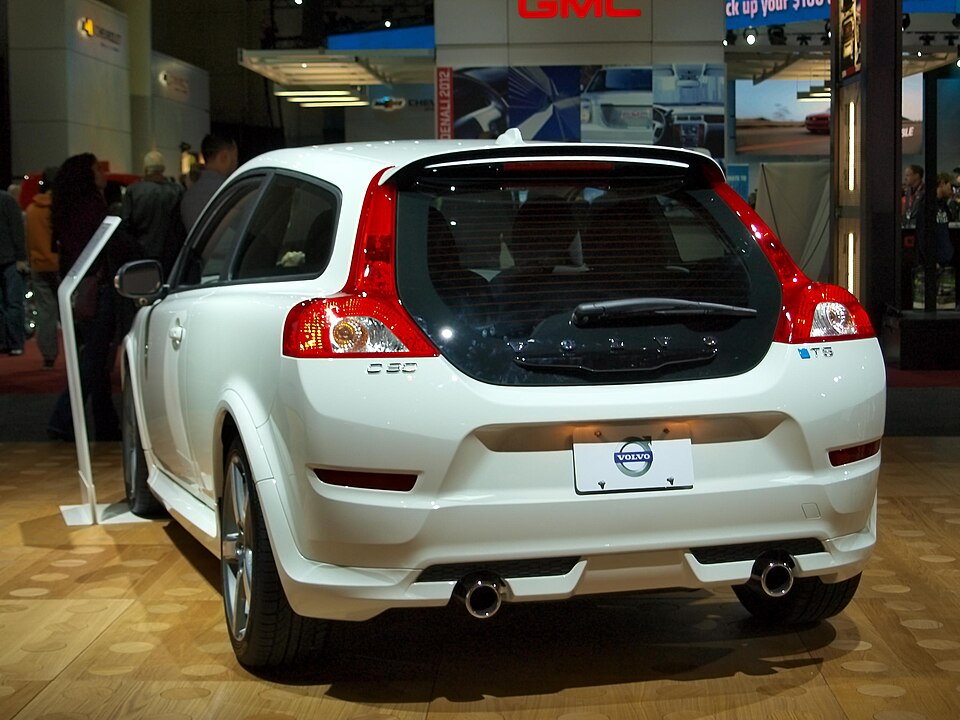 Volvo C30 T-5 2.5 220/ 230cv Aut.