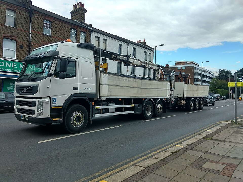 VOLVO FM 380 8x2 2p (diesel)(E5)