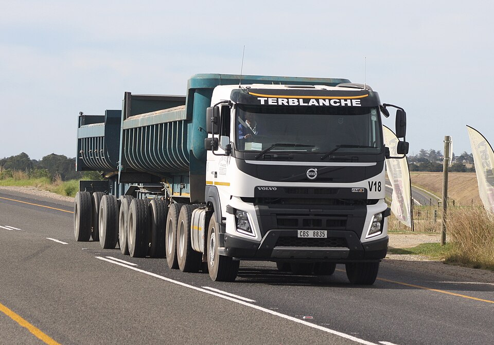 VOLVO FMX 380 8x4 2p (diesel)(E5)