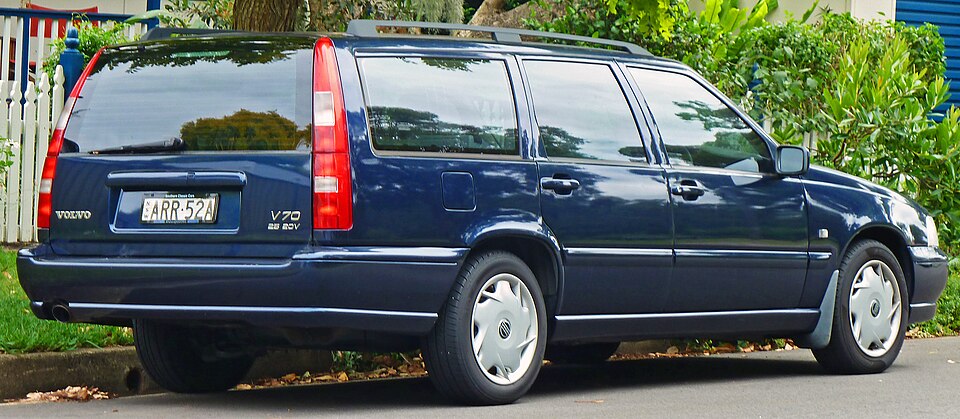 Volvo V70 2.5