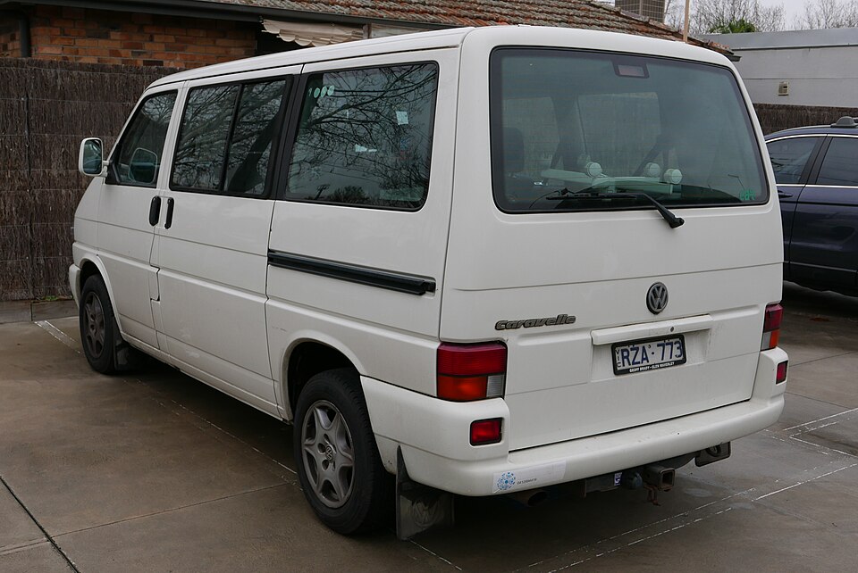VW - VolksWagen Caravelle 2.4 Diesel