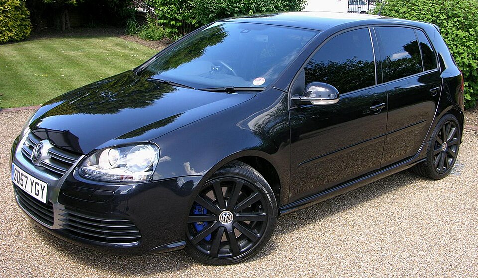 VW - VolksWagen Golf 1.6 Mi Total Flex 8V 4p