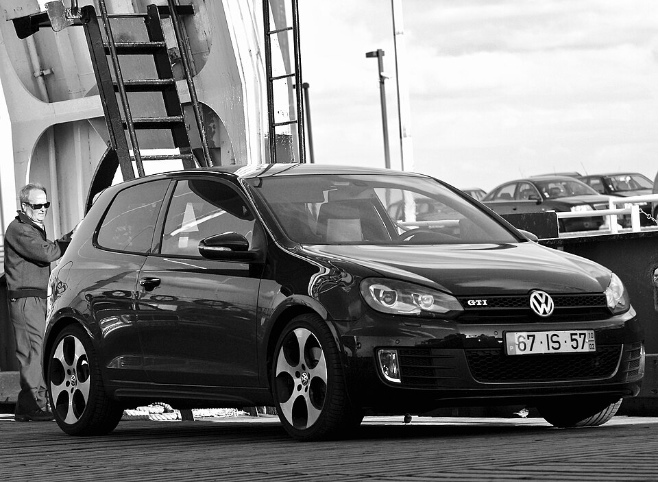 VW - VolksWagen Golf Comfort. 200 TSI 1.0 Flex 12V Aut.