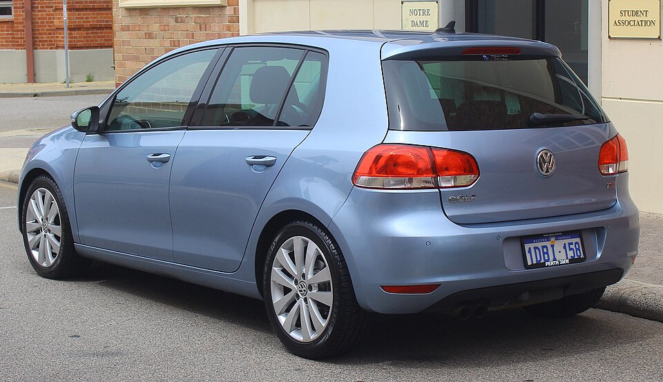 VW - VolksWagen Golf Comfortline 1.4 TSI 140cv Aut.