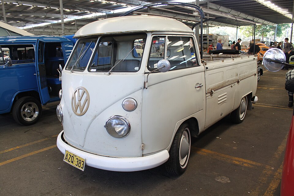 VW - VolksWagen Kombi Standard 1.4 Mi Total Flex 8V