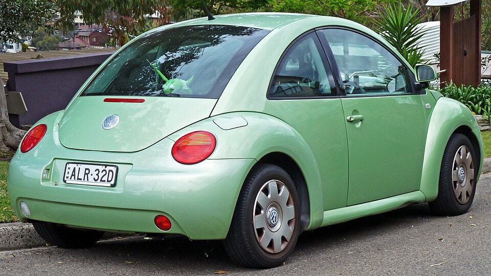 VW - VolksWagen New Beetle 2.0 Mi Mec./Aut.