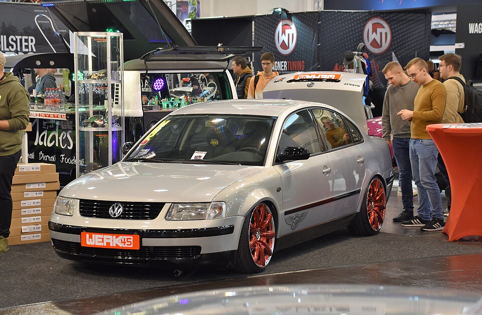 VW - VolksWagen Passat Turbo 1.8 Mec.