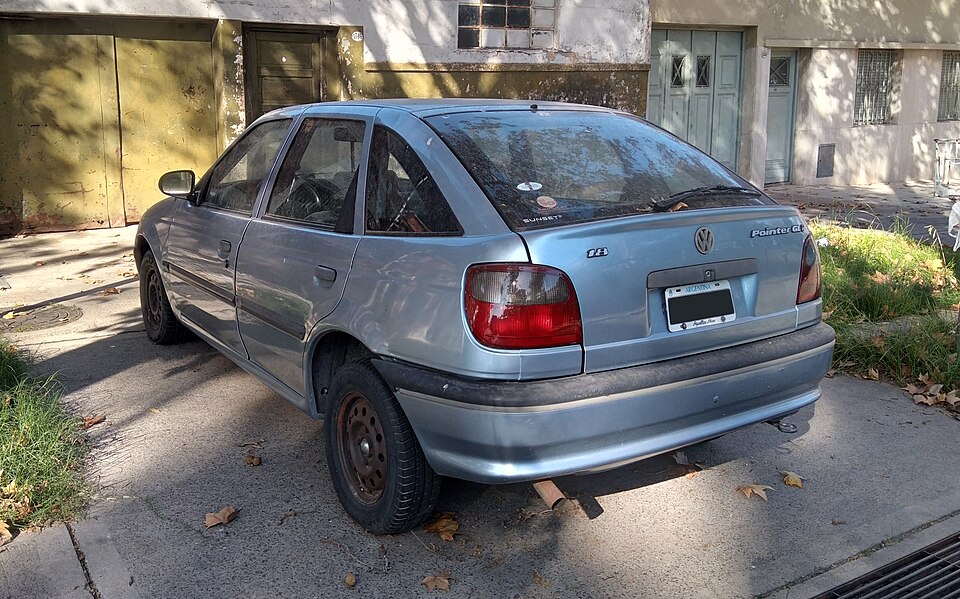 VW - VolksWagen Pointer 1.8 / CLi