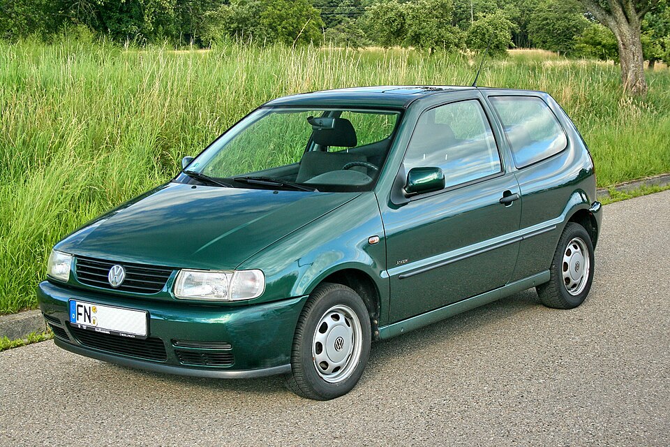 VW - VolksWagen Polo 1.6 Mi/S.Ouro 1.6 Mi Tot.Flex 8V 5p