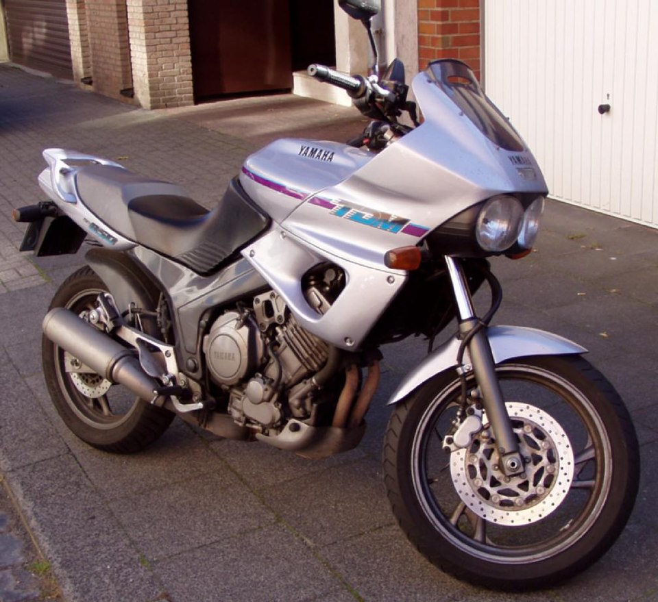YAMAHA TDM 850
