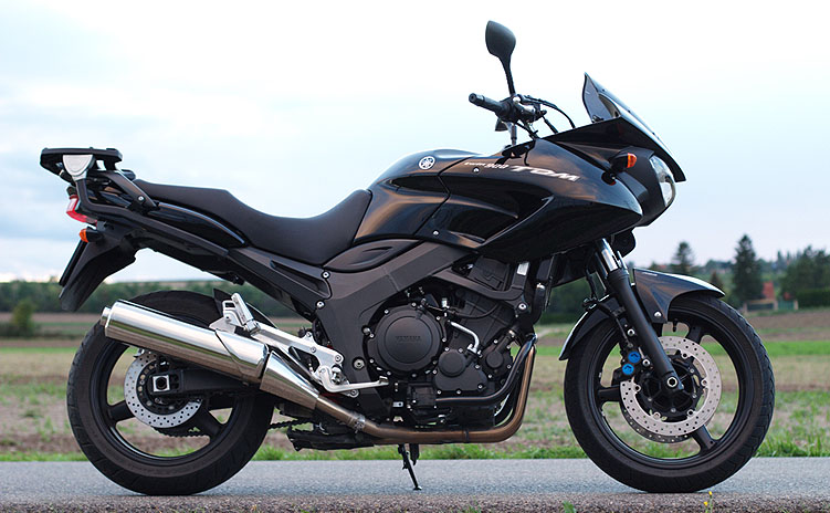 YAMAHA TDM 900