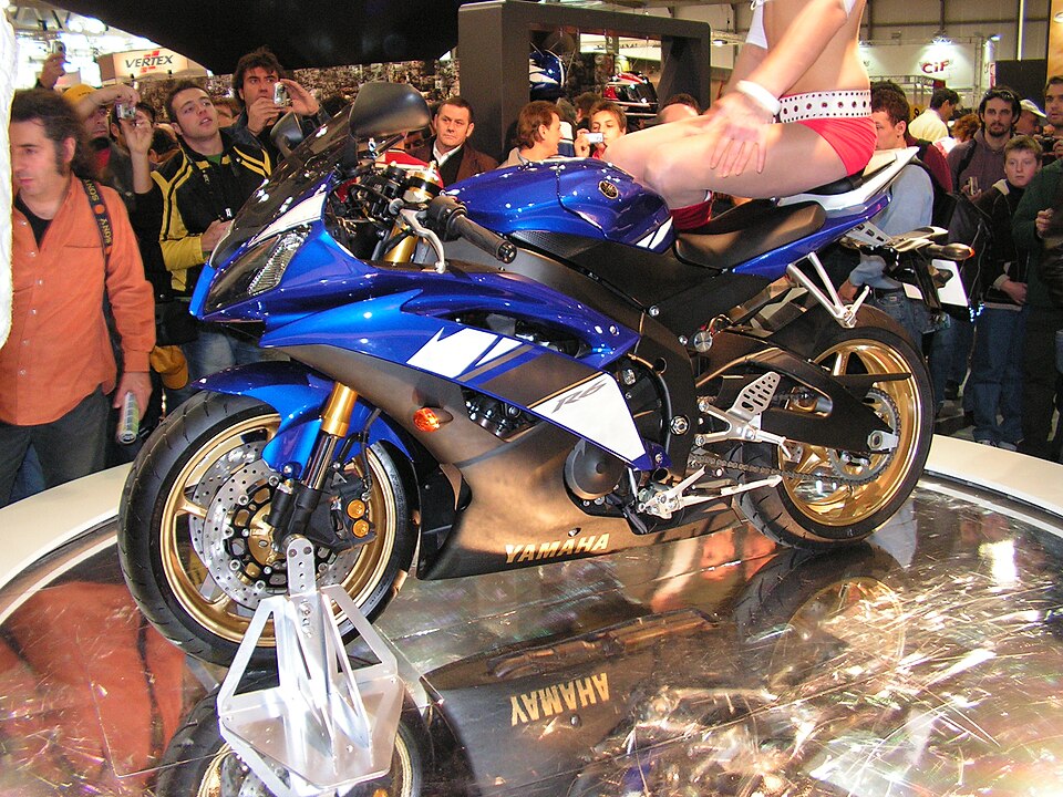 YAMAHA YZF R-1 1000